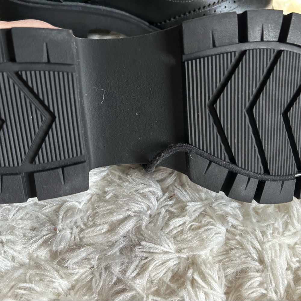 Sold - Picture 6 of 6